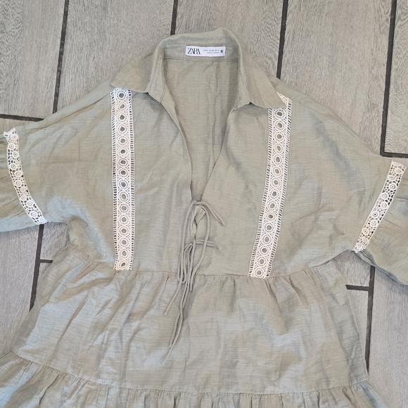 Zara Women’s XS Boho Peasant Tiered Mini Dress with Lace Trim – Sage Green Z71 - Picture 3 of 9